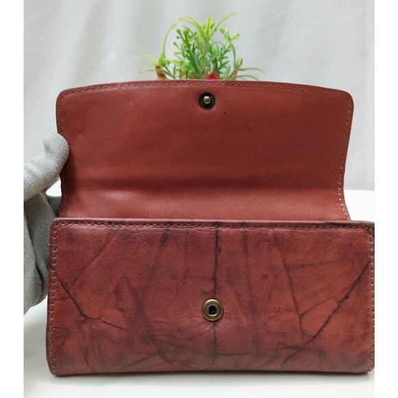 Frye Brown Leather Logo Credit Card ID Window Trifold Long Wallet - Picture 7 of 12